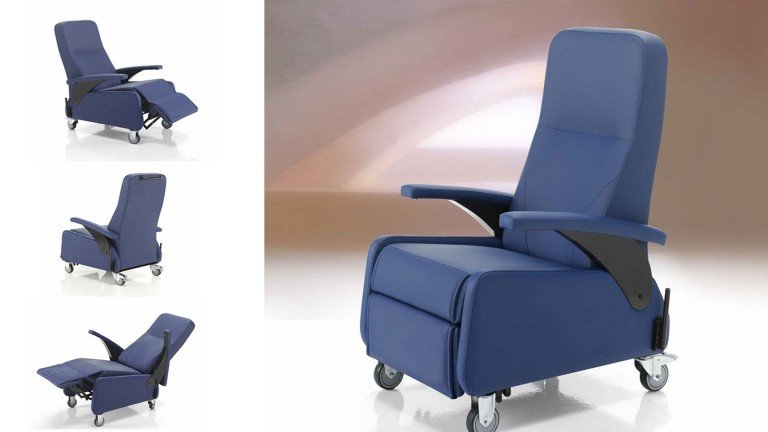 Le fauteuil est équipé d'un mécanisme de relaxation manuelle standard à 3 positions.