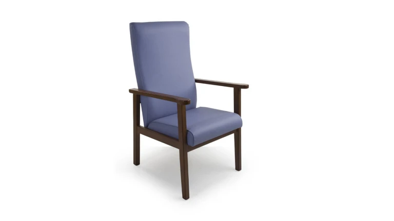 Chaise senior en bois et éco-cuir ignifuge et hygiénique
