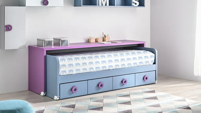 Lit avec bureau intégré