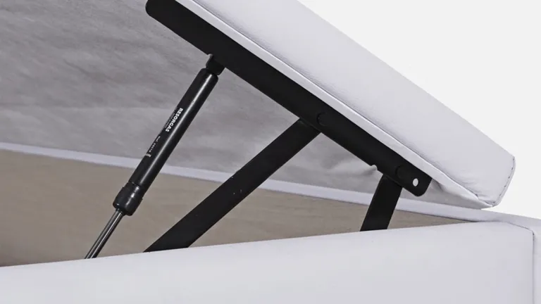 Lit coffre tapissier idéal pour les chambres d'enfants