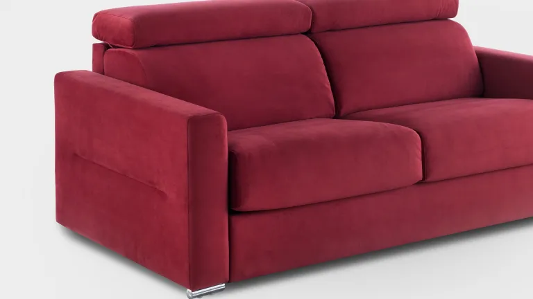 Avec un matelas de 18 cm et un dossier plus haut