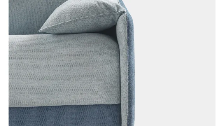 Avec un matelas de 15 cm pour un confort optimal