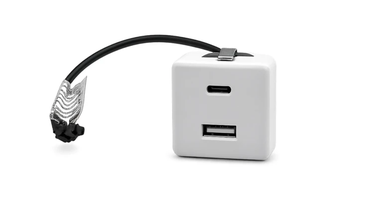 Connecteur USB pour lit escamotable